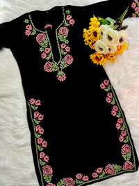 Sanya Floral Threaded Chikankari Kurta