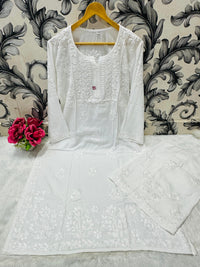 Soft dyeable pastle shade combo