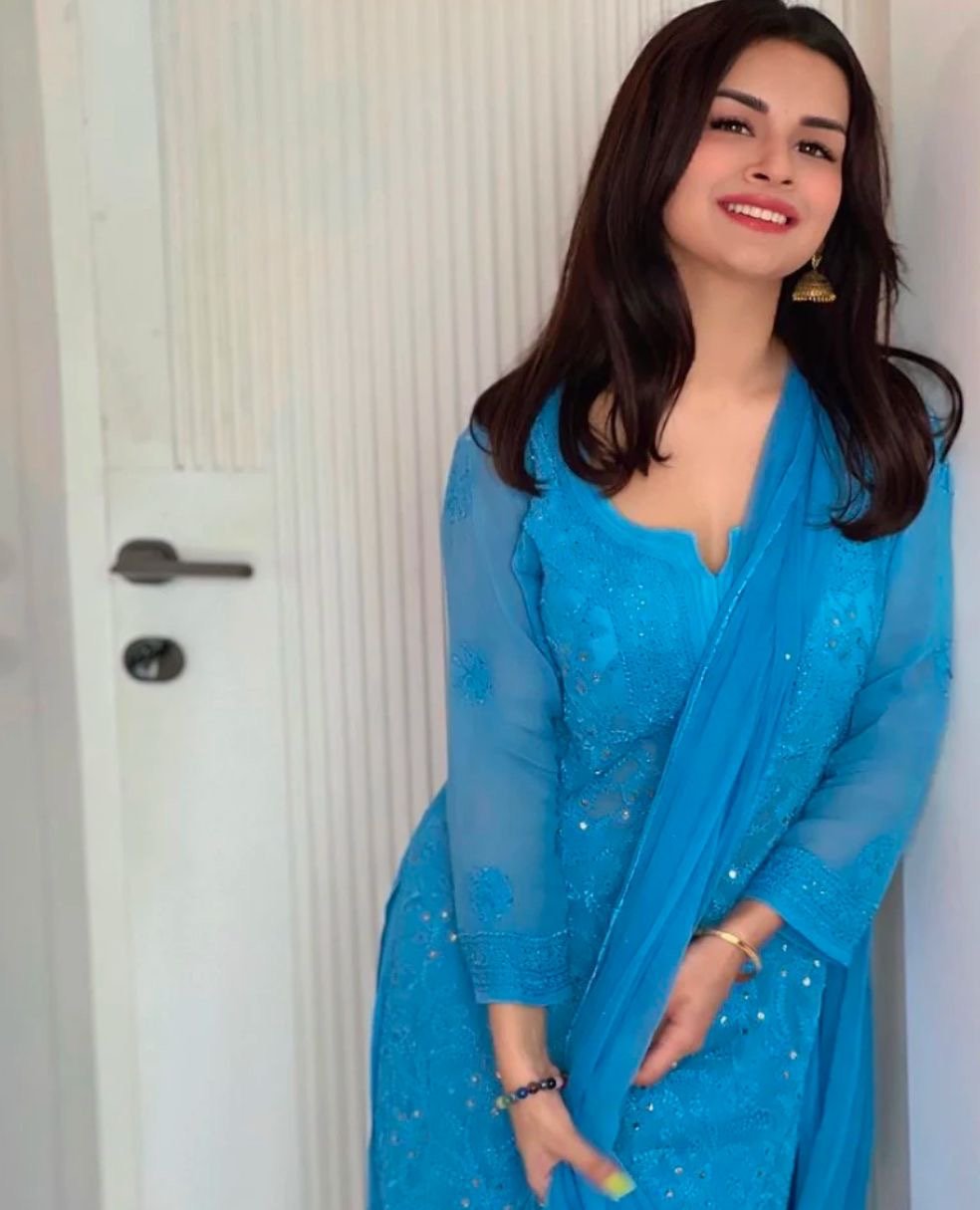 3 Layer Muqaish Resham Gharara Visose - chikankariofficial