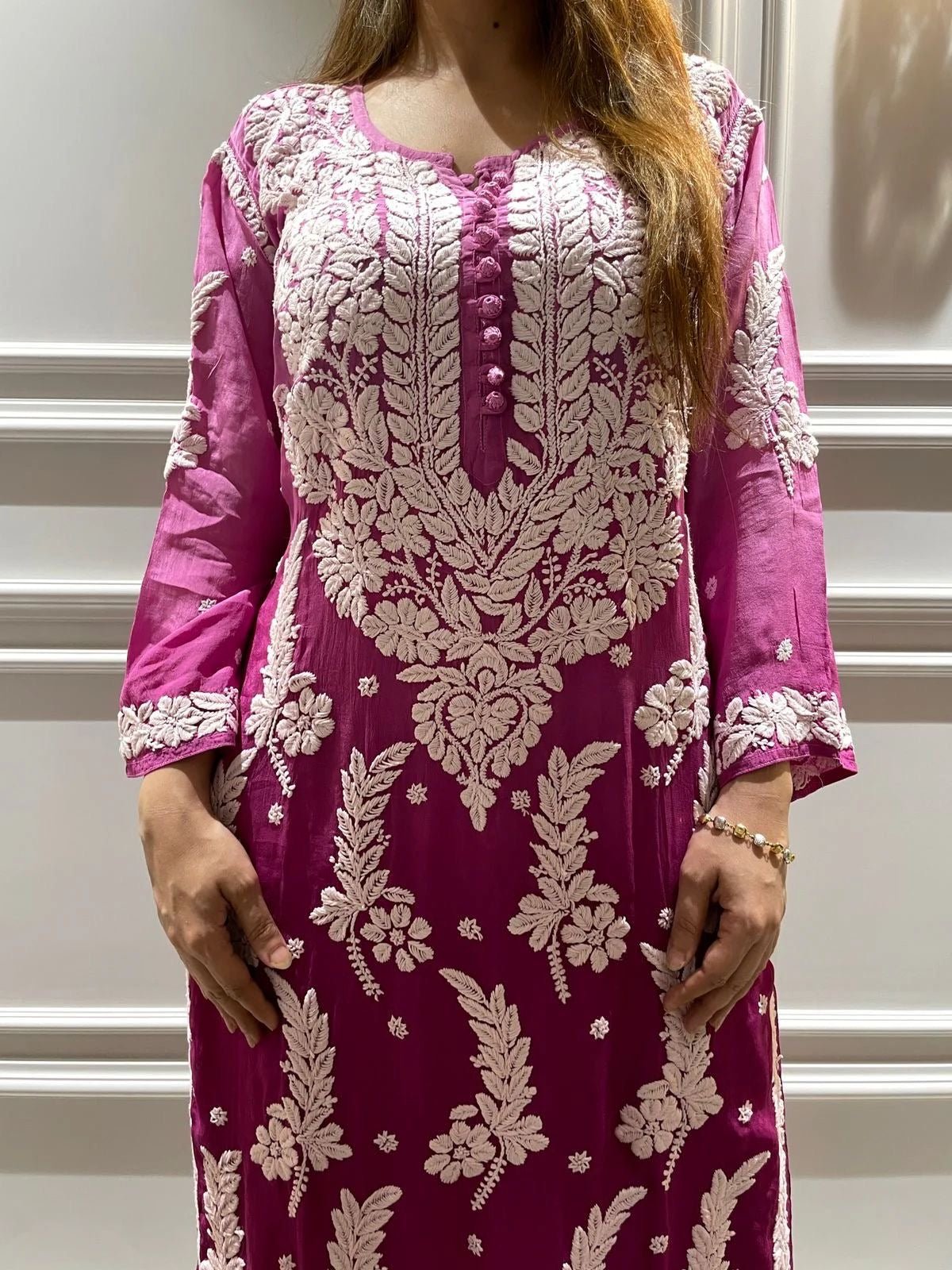 3D leaf Luxe Chikankari kurti - chikankariofficial