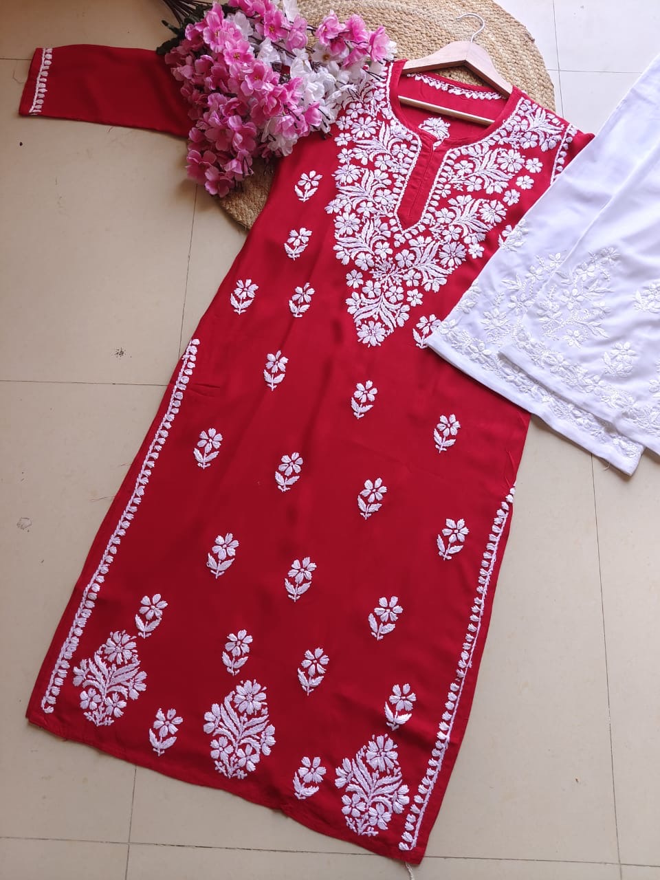 Chikan Rayon Gala Buti