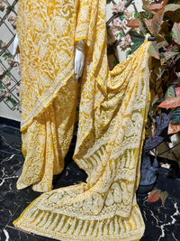 Beautiful jall Dar work with blouse 
Length 5.8 meters