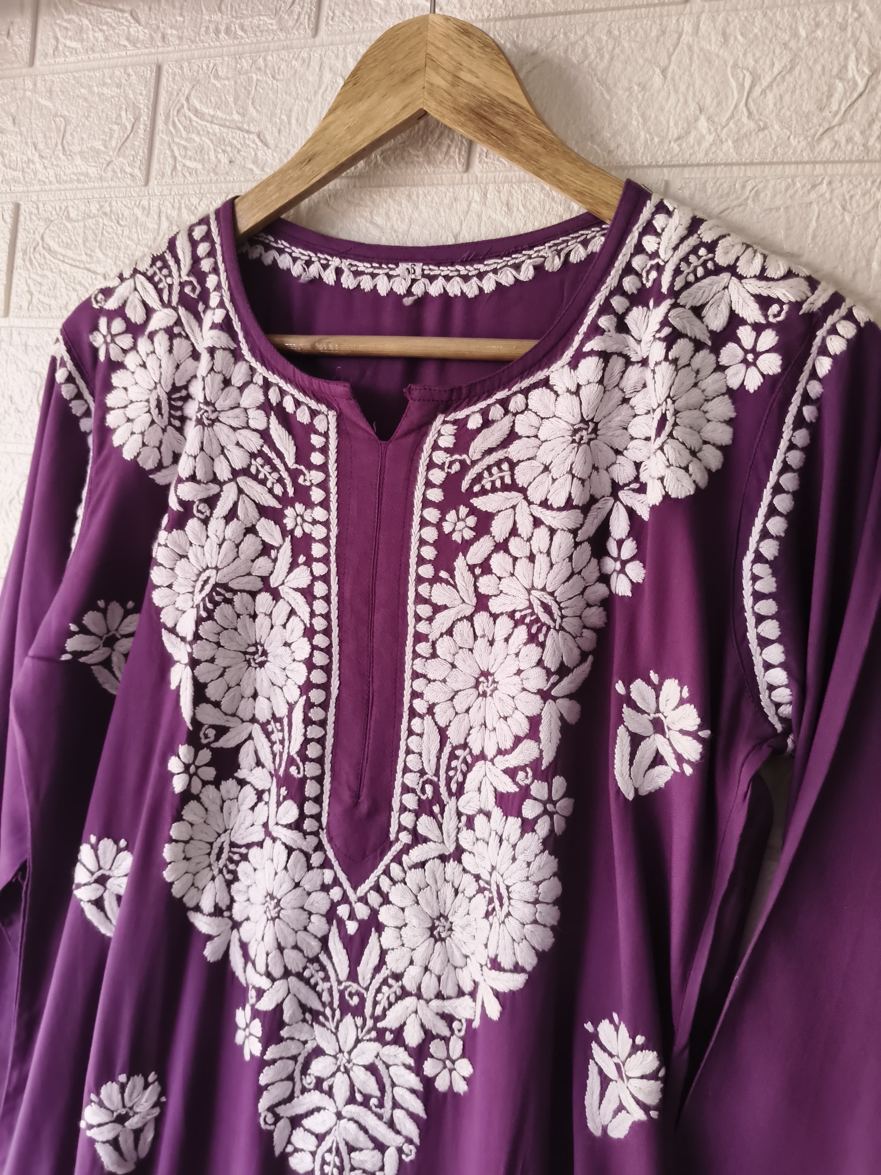 Stylish Crafted Chikankari heavy embroidered kurta Set
