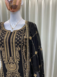 Hania Amir’s 3pc Faux Georgette Set