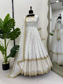 Safed Designer 3pc Pakistani Set