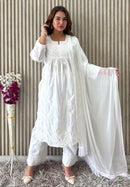 Stunning Premium 3pc White Designer Set