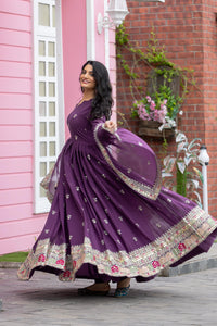 Heavy embroidery 3pc Purple Set