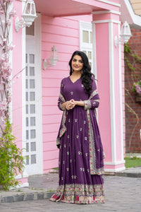 Heavy embroidery 3pc Purple Set