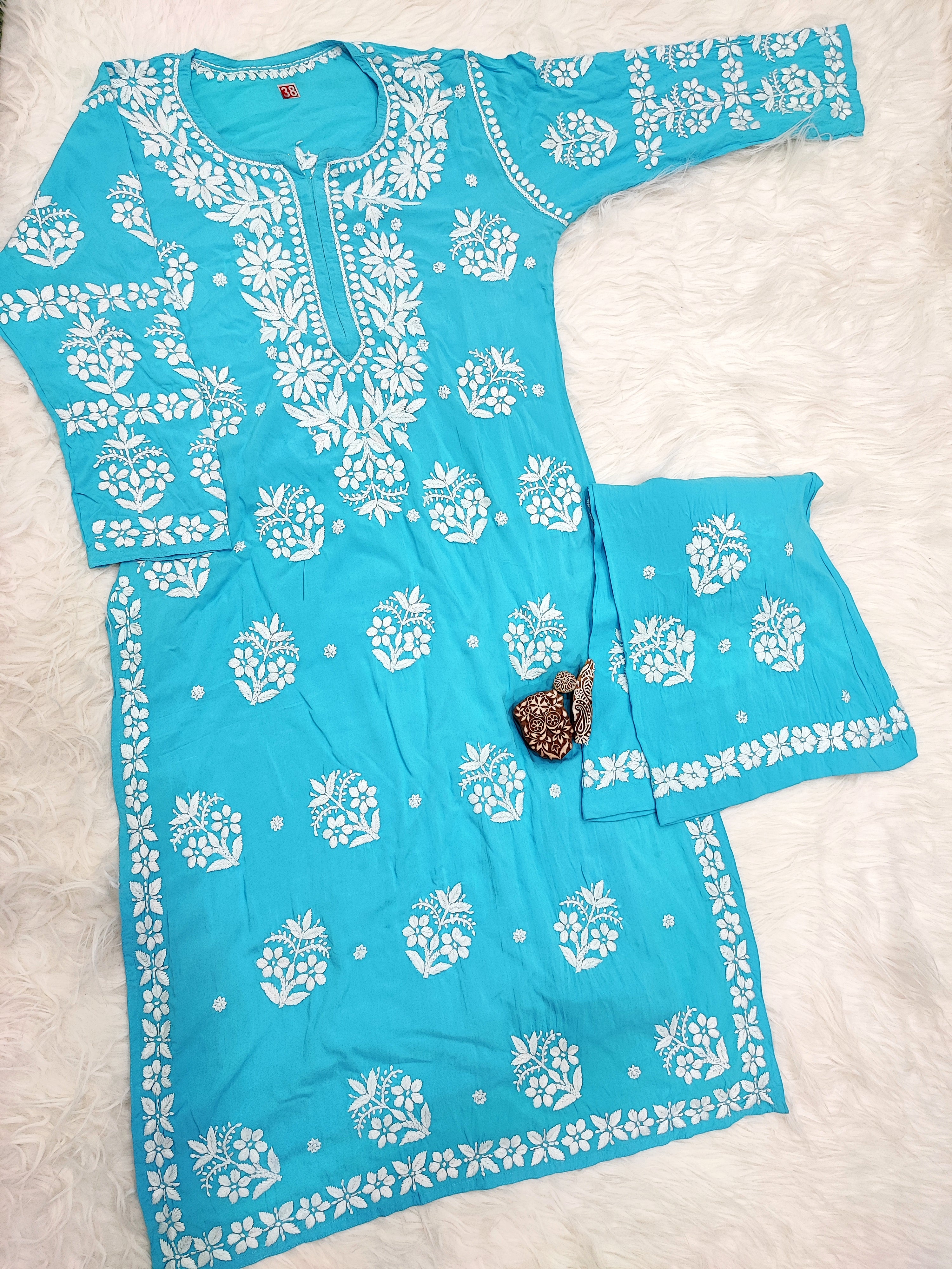 Big Buta Work classic Chikankari Combo