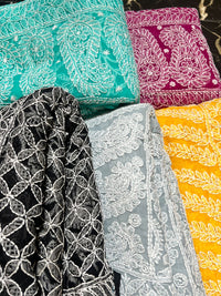 Beautiful jall Dar work with blouse 
Length 5.8 meters