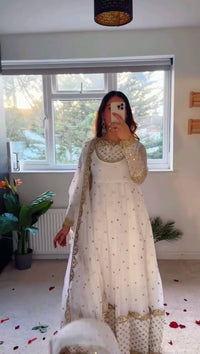 Safed Designer 3pc Pakistani Set