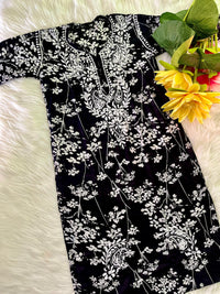 Zainab Judwa Buy 1 Get 1 Free Mul Floral Kurtas