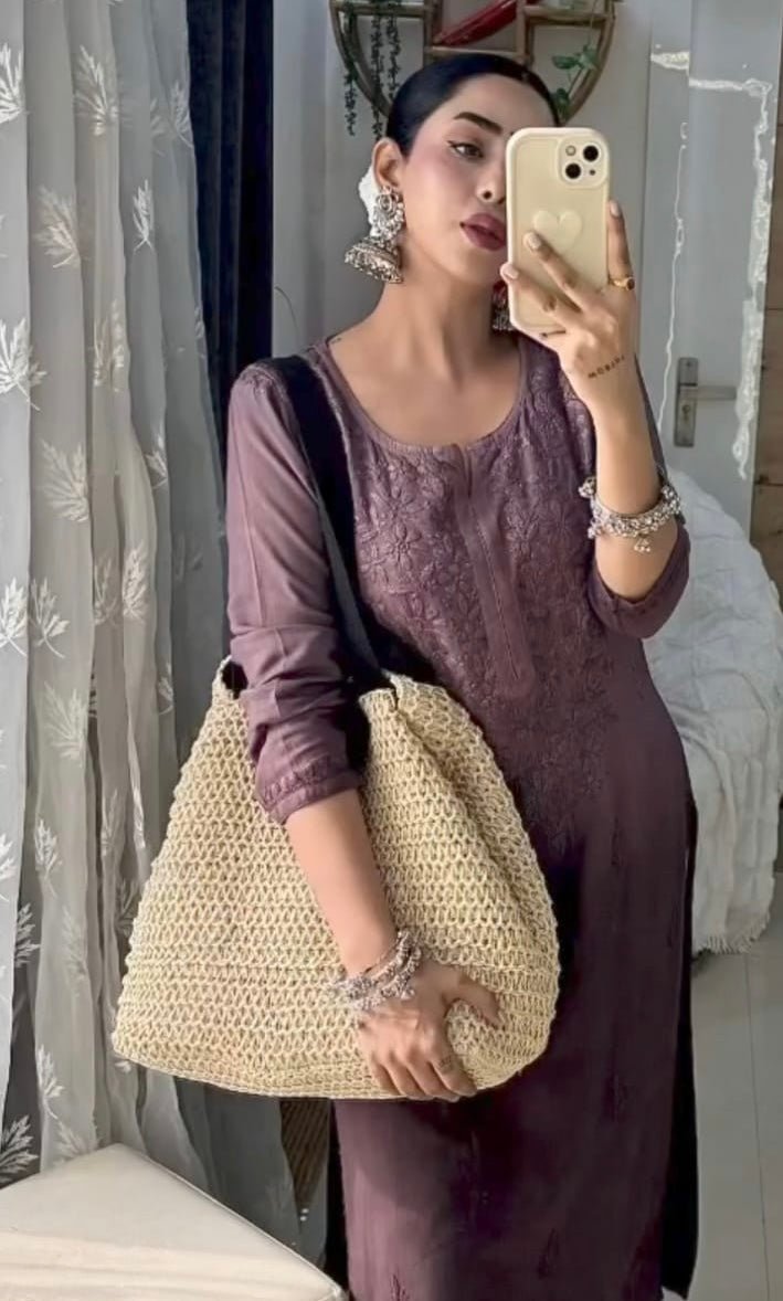 Zoya Rayon ombre Soft Chikankari kurti✨