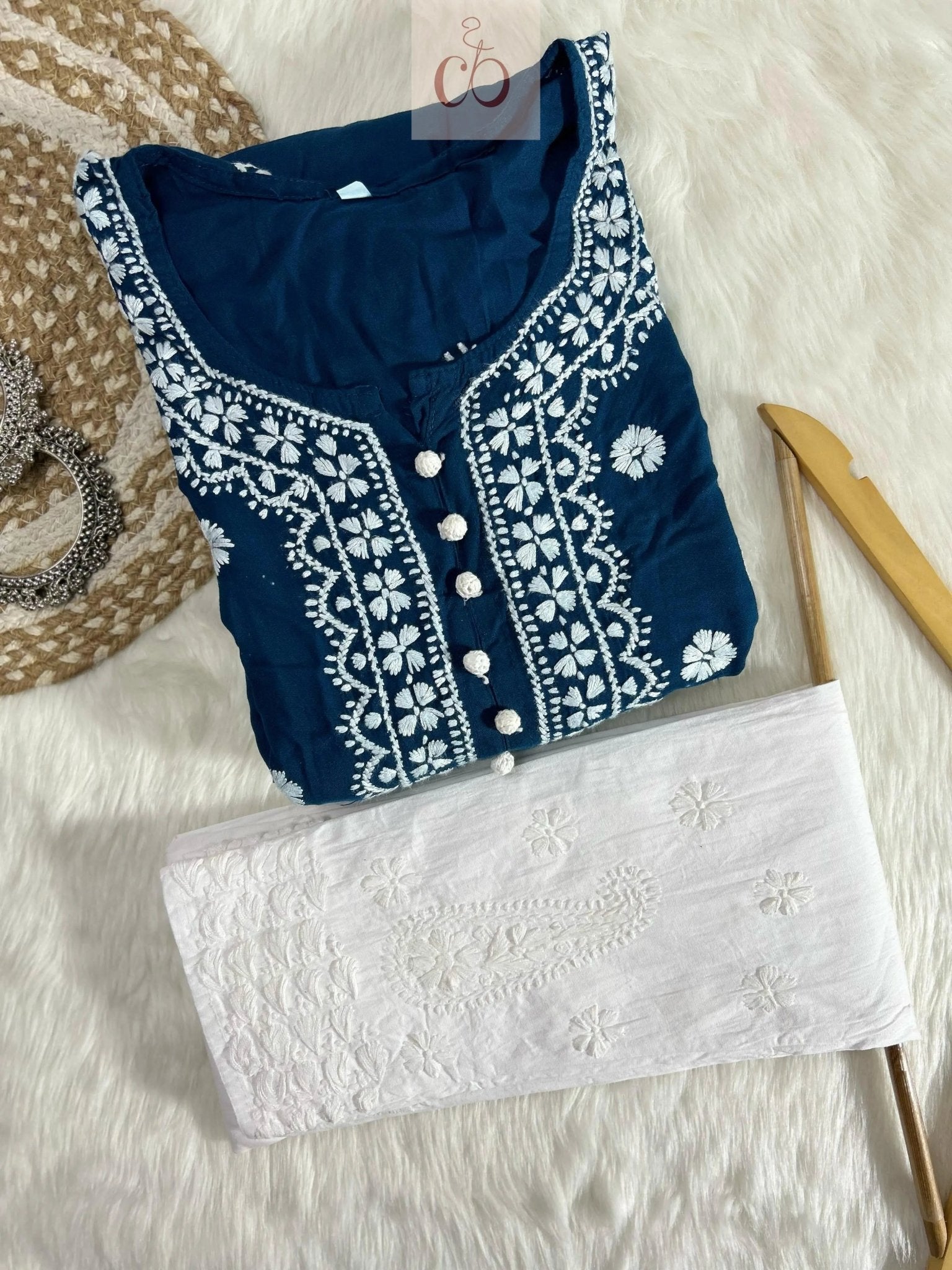 Chikankari Pocket Gown - chikankariofficial