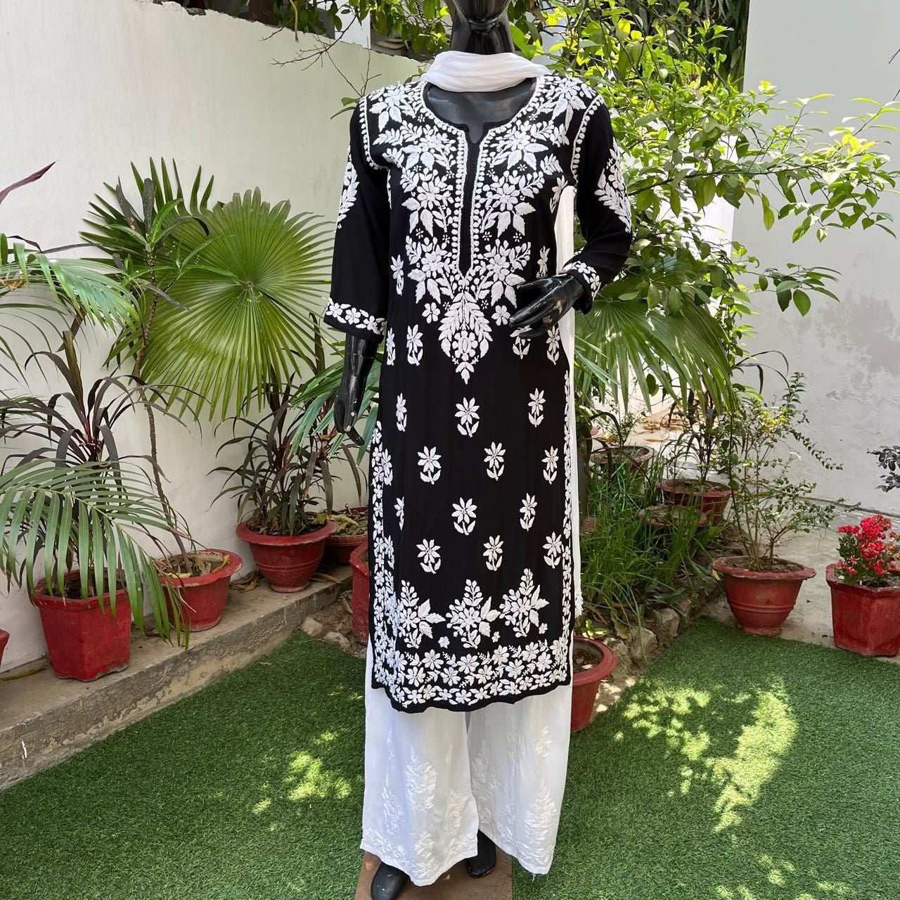 Modal heavy daman Kurta + Makhmal dupatta + modal plazzo