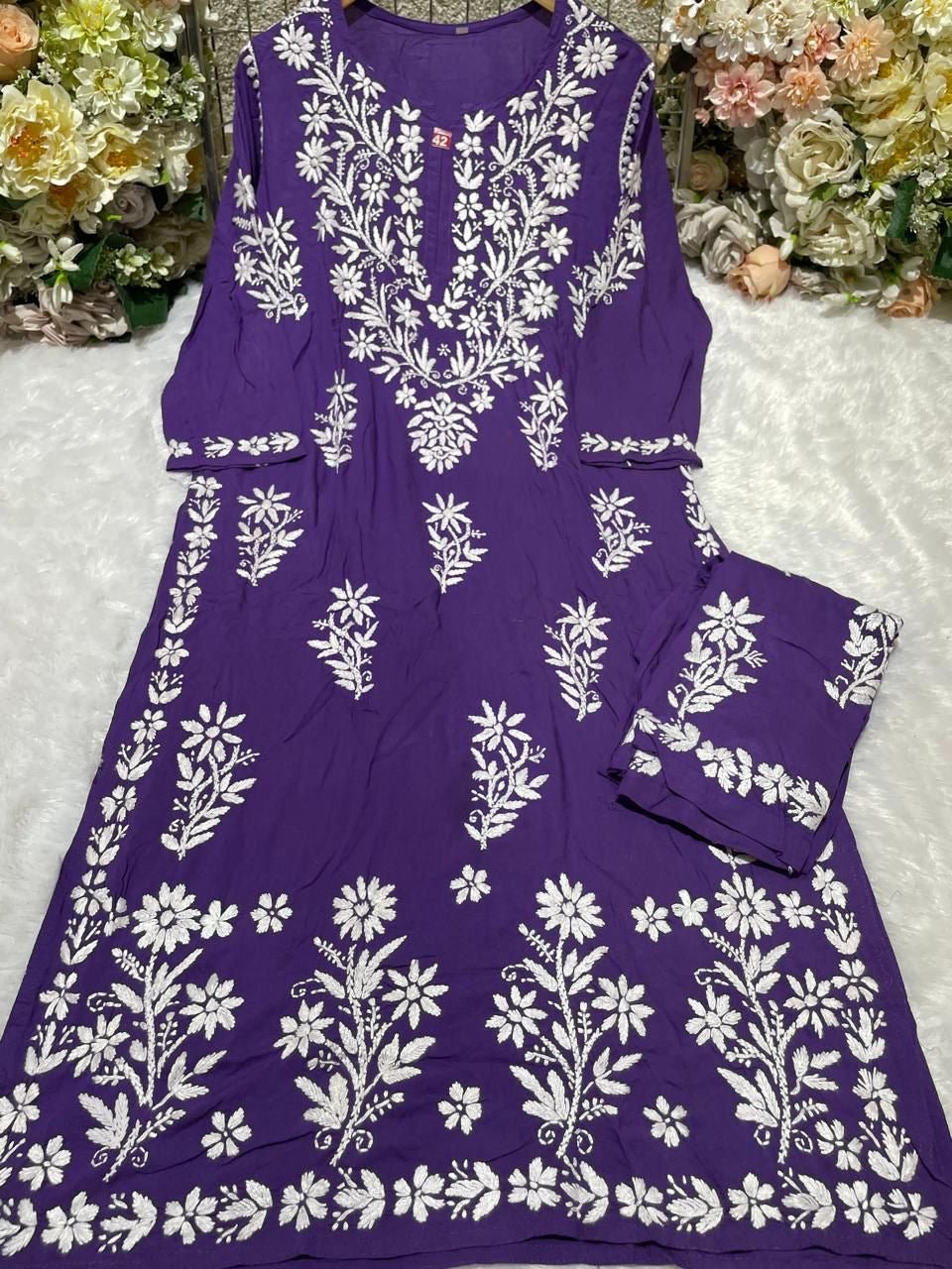 Daman Heavy Work Big Buta Modal set - chikankariofficial