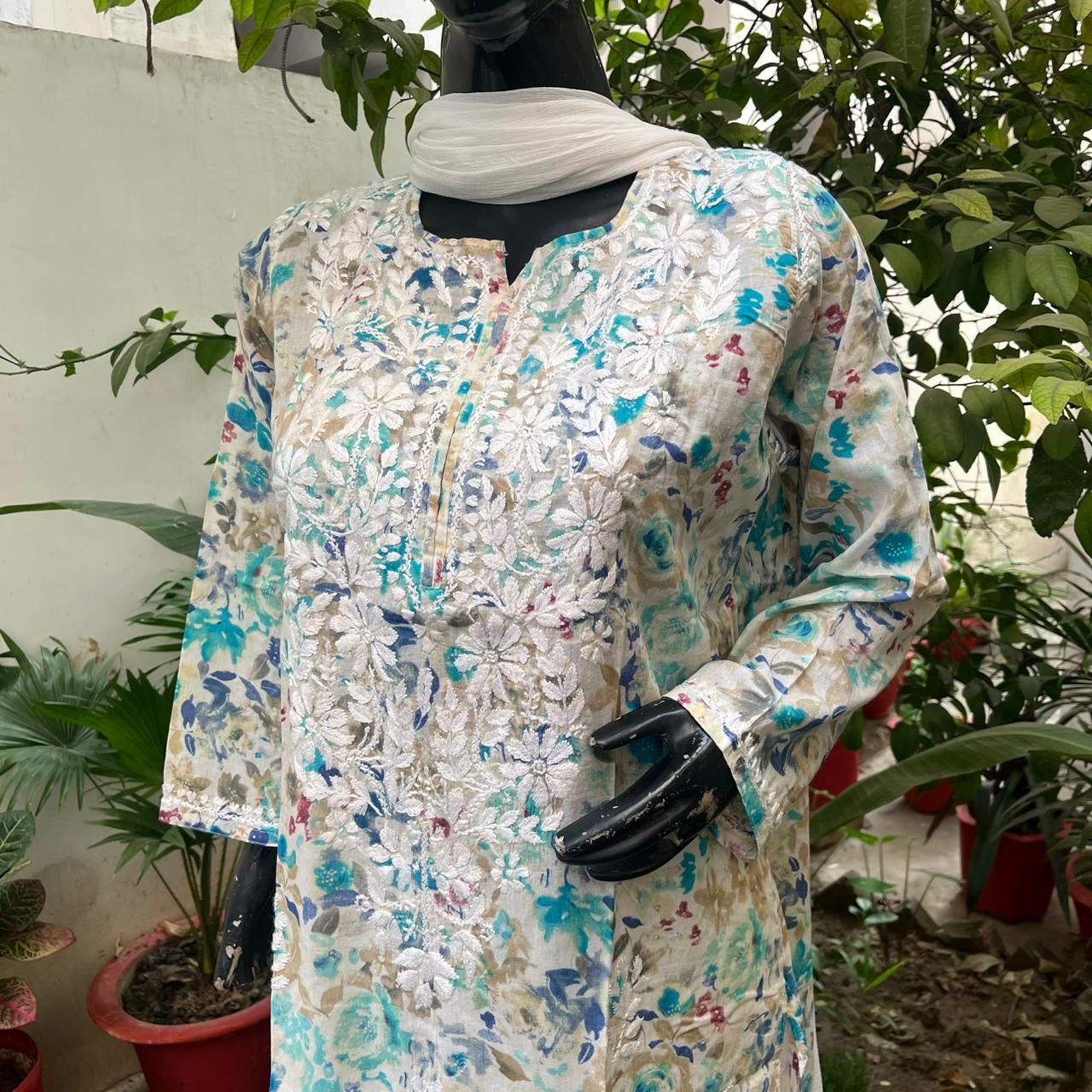 Exclusive Mul print Latest kurta - chikankariofficial
