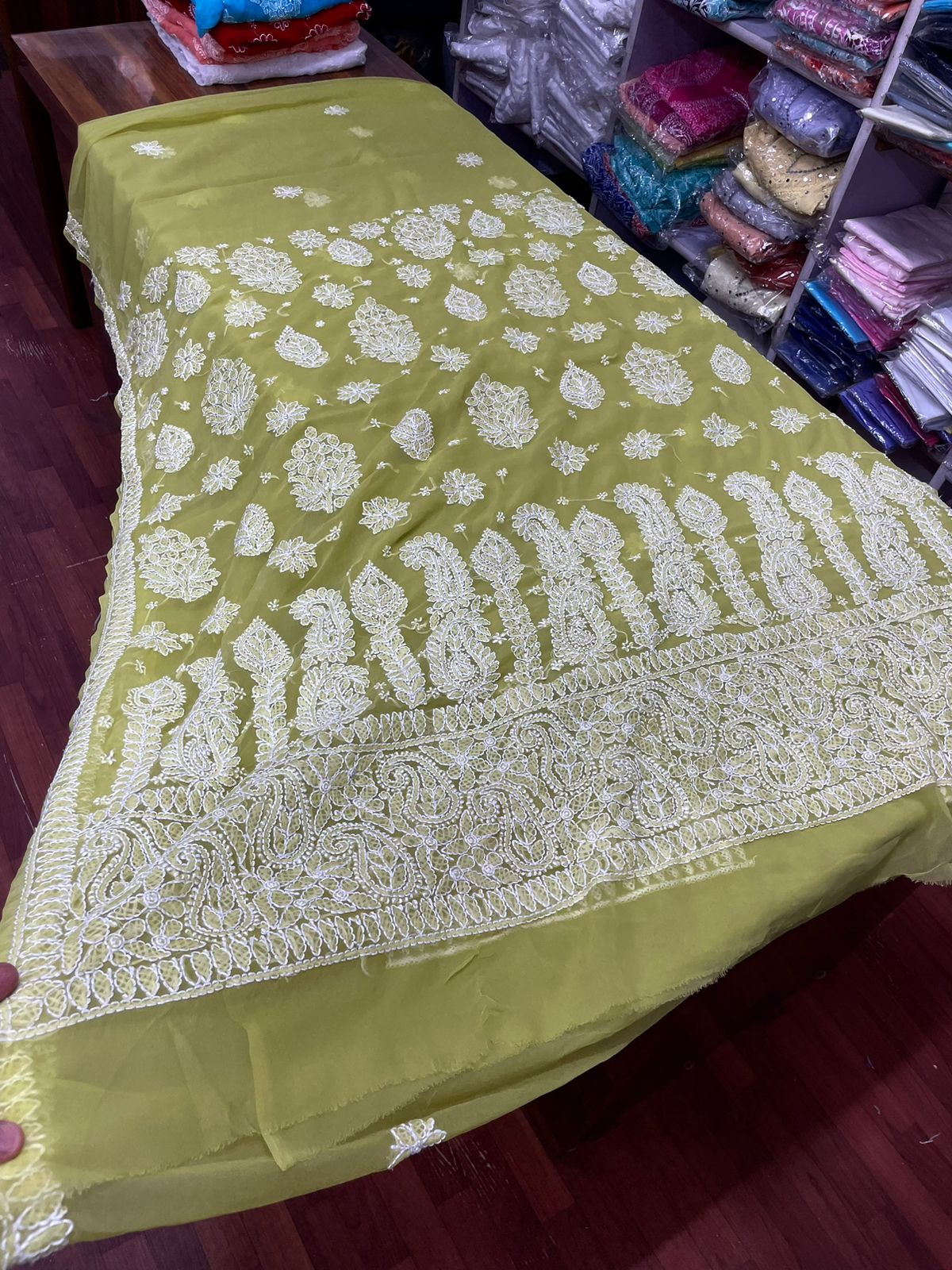 Georgette Chikankaari Heavy Pallu and big motifs Sarees with blouse