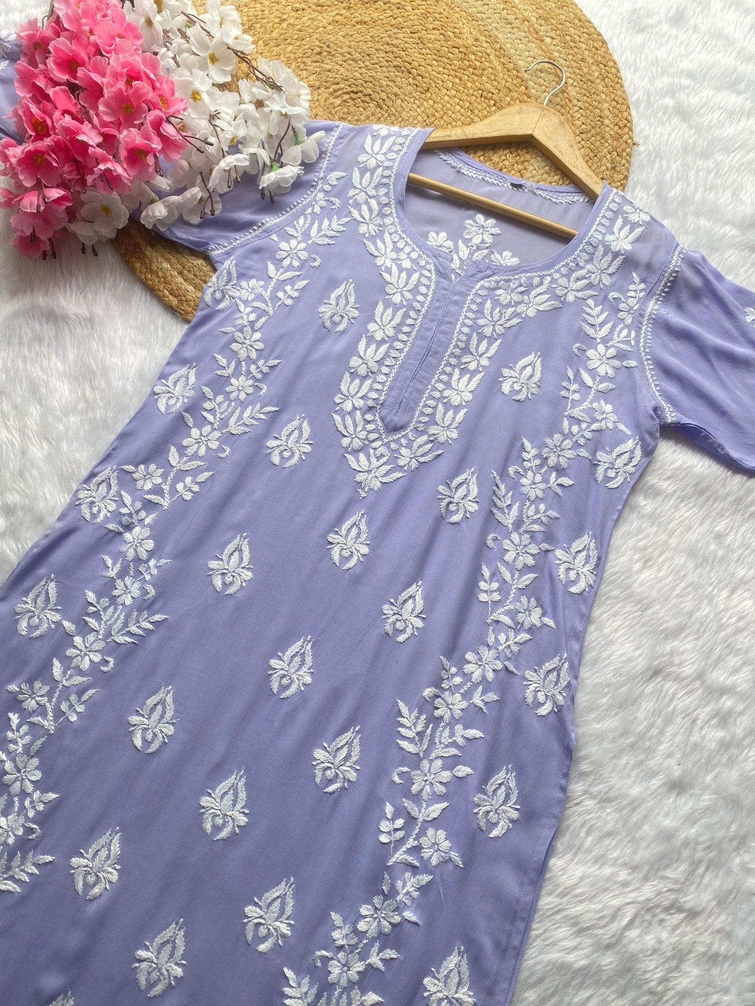 Leaf Work Article - chikankariofficial