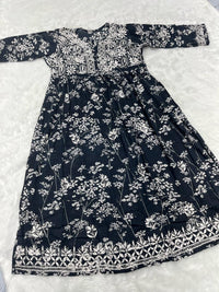 Long Adjustable Dori Gown - chikankariofficial