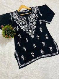 Lucknowi Chikankari Fine Handwork Short Top - chikankariofficial