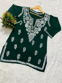 Lucknowi Chikankari Fine Handwork Short Top - chikankariofficial