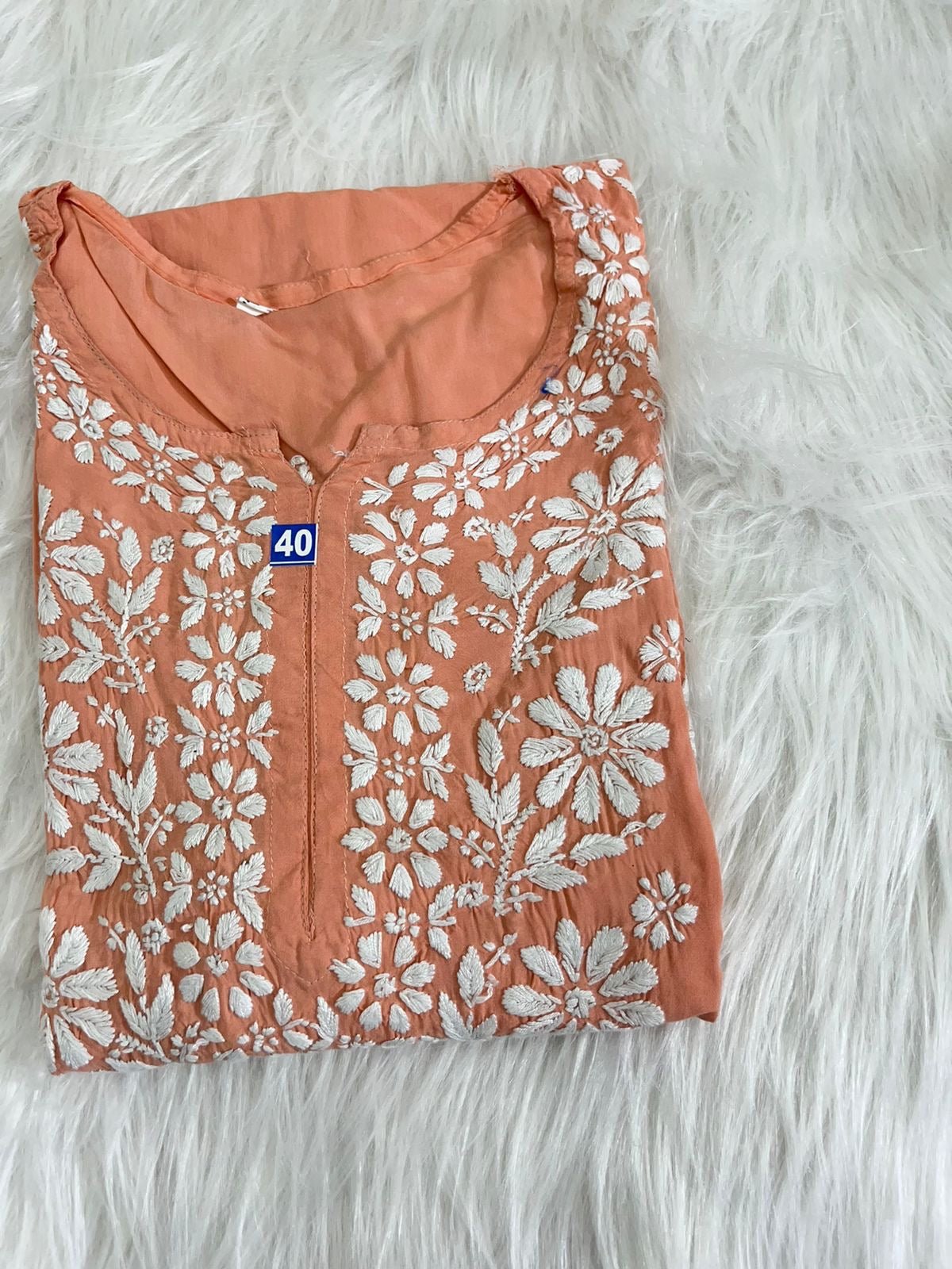 Modal fine Work Chikankari - chikankariofficial