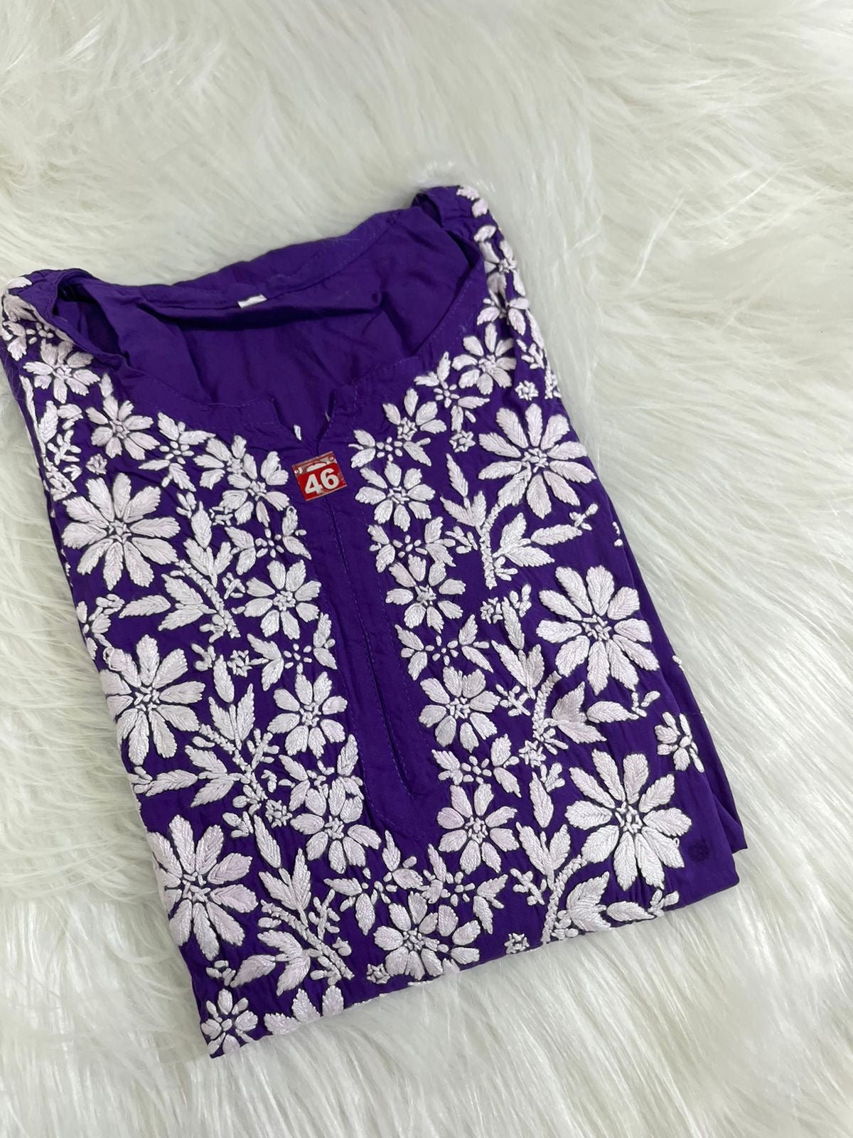 Modal fine Work Chikankari - chikankariofficial