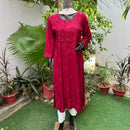 Most Demanding Straight Fit Tone to Tone Kurta With Mukaish work - chikankariofficial