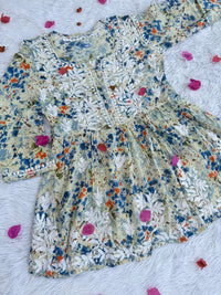 Mul Floral print short Gown - chikankariofficial