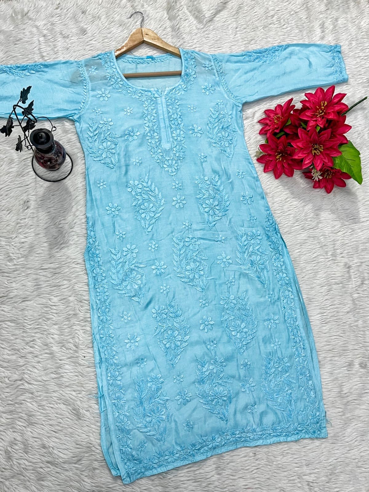 Musleen Fabric Handwork Chikankari kurti - chikankariofficial