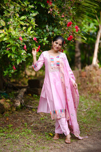 NEW BEUTIFUL SUIT SET - chikankariofficial