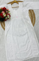 Nyra cut Cotton Dual shade kurti - chikankariofficial