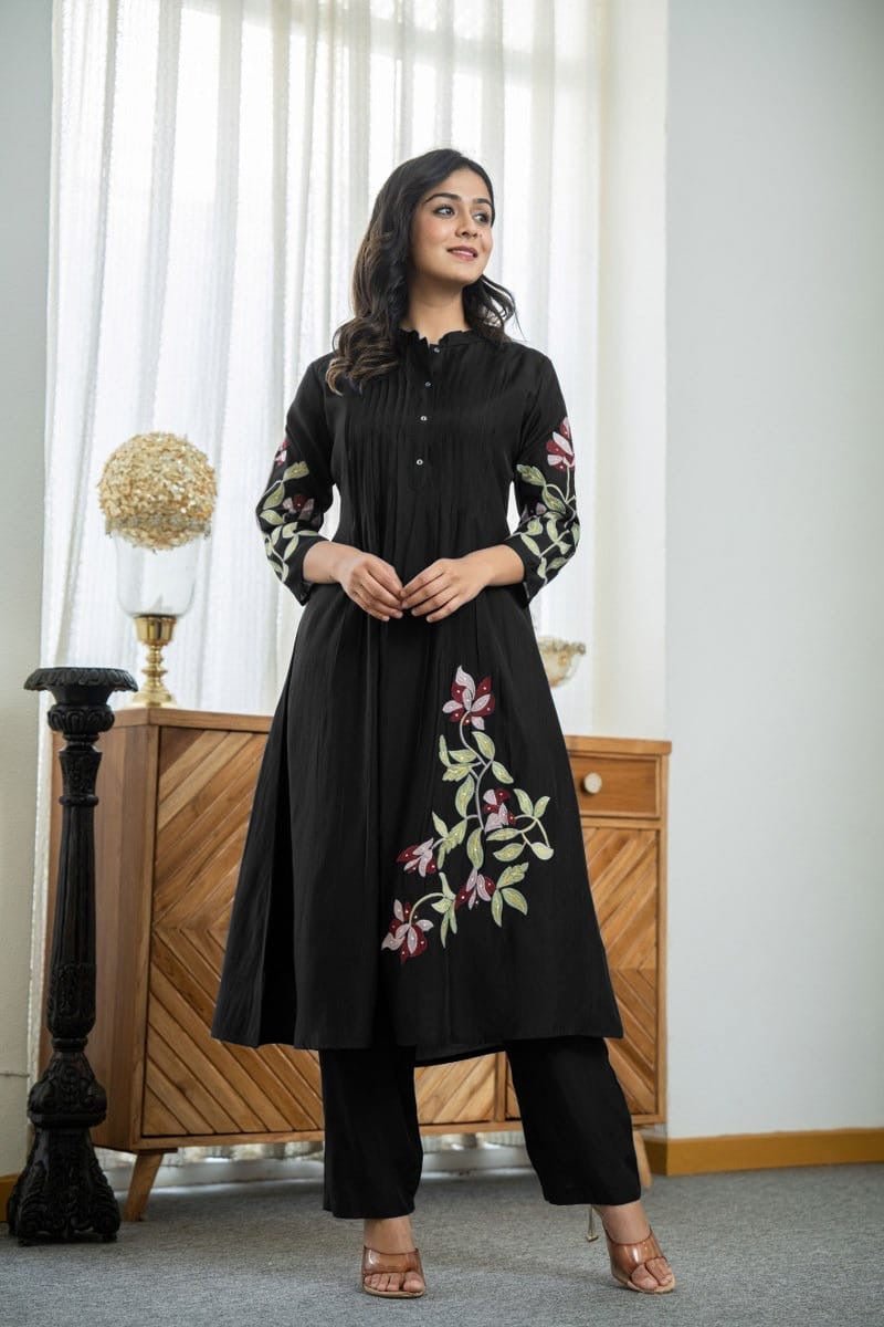 Panel Wotk Heavy embroidery pleated Pattern kurta & Pant