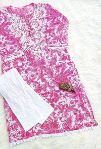 PIPING BUTTONS KURTI HAVING KANGOOREY ON DAAMAN & SLEEVES Mayuri Special - chikankariofficial