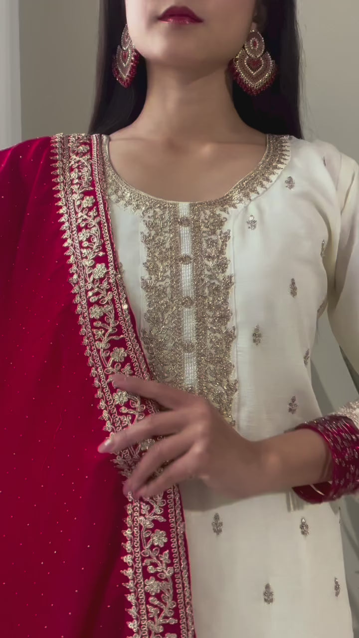 Chinnon Heavy embroidered Festive Set