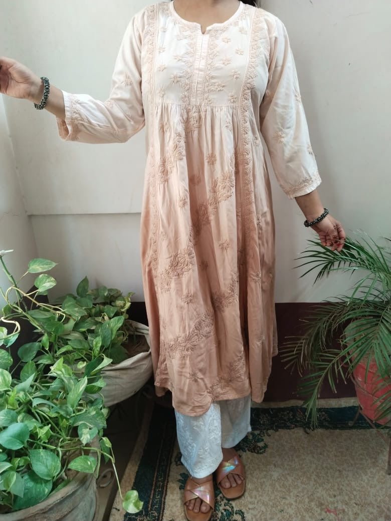 Rayon 3d Work Gown - chikankariofficial