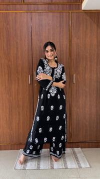 Santoshi Special Chikan Daman Co ord Set - chikankariofficial