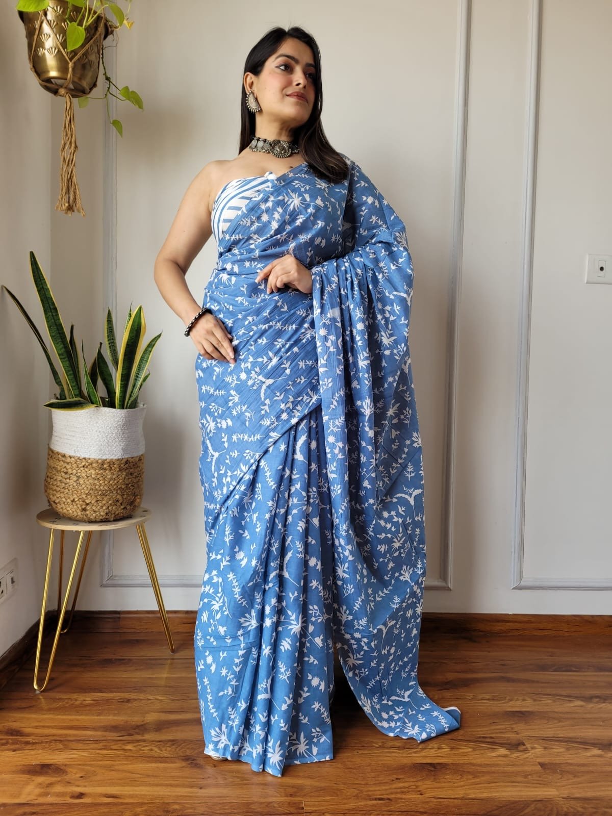 Saree With blouse 55+ Designs - chikankariofficial