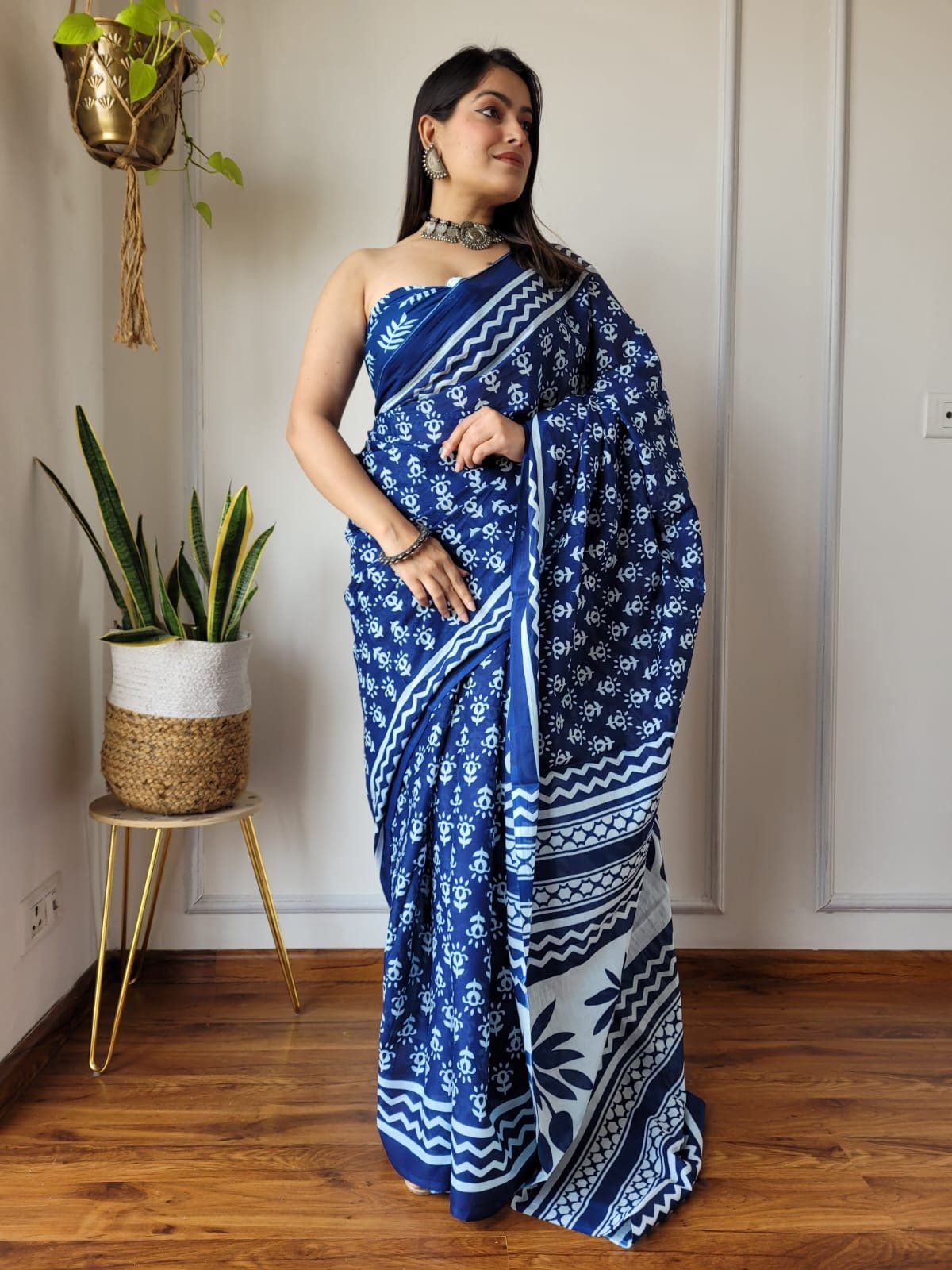 Saree With blouse 55+ Designs - chikankariofficial