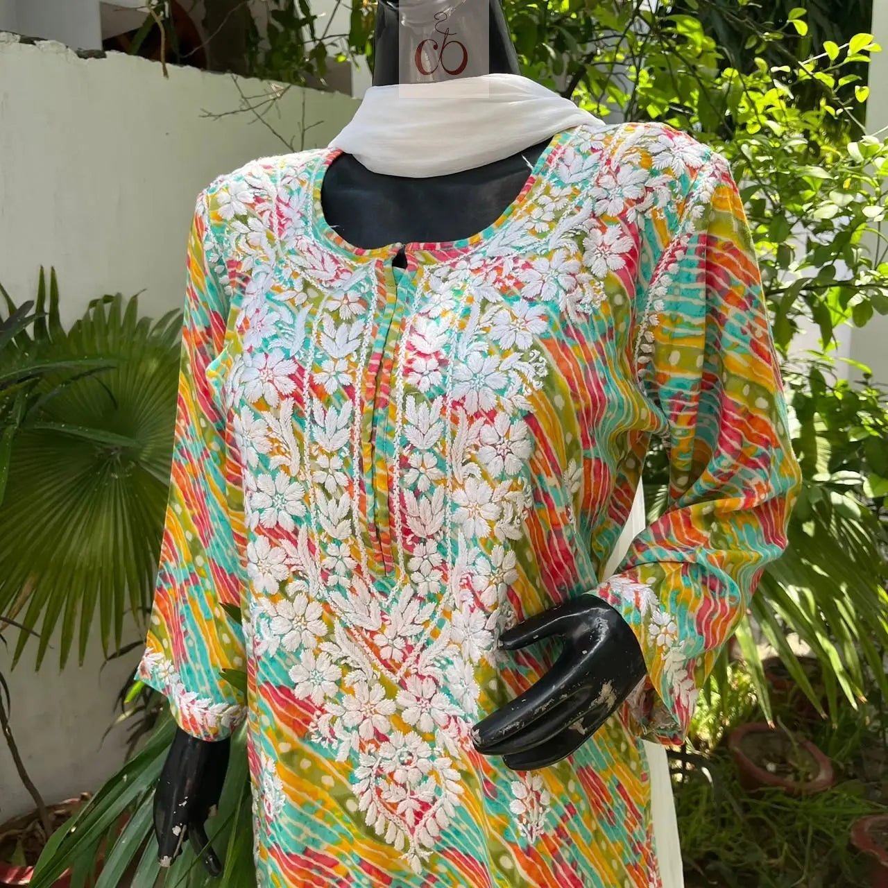 Straight Fit Rayon Riwayat Kurta - chikankariofficial