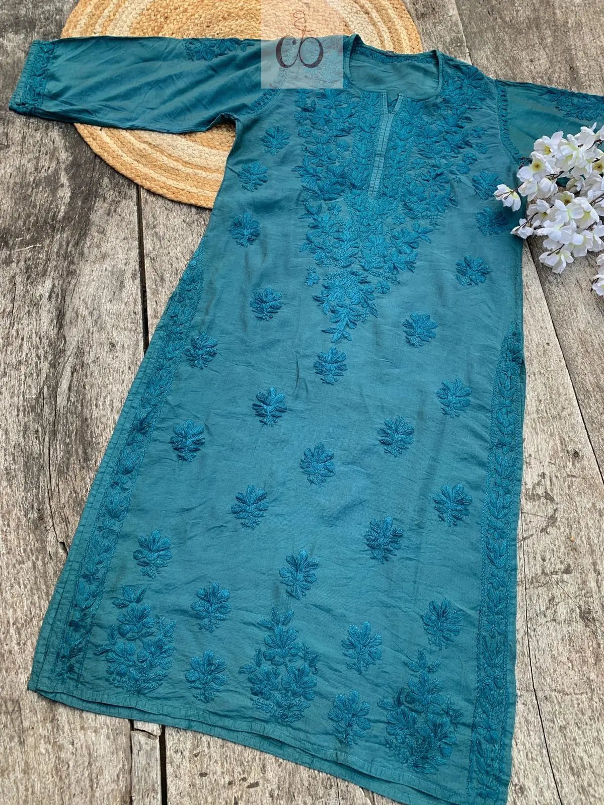 Tone to Tone Chanderi long Kurti - chikankariofficial