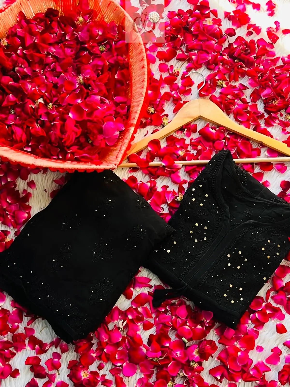 Viscose short top pair - chikankariofficial